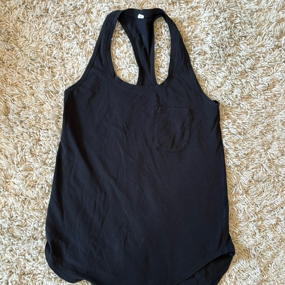 Lululemon racerback tank with pocket - Picture 1 of 3